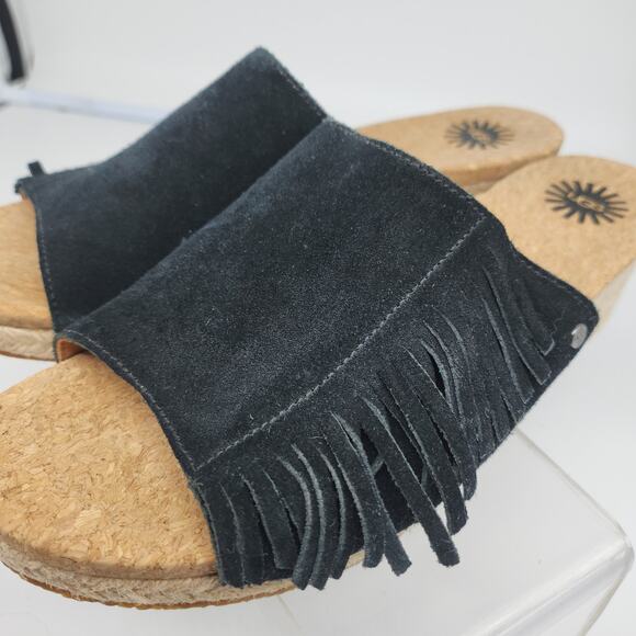 Ugg Sandals 8 Black Suede Leather Fringe Boho Peep Toe Wedges Mules Espadrille - Picture 8 of 14